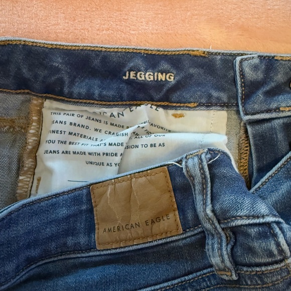 Distressed Blue Women's Jeans - Picture 6 of 7